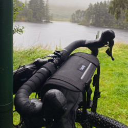 Support de sac de cintre avec drybag